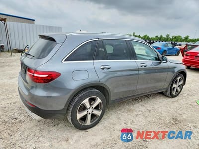 Trzecie zdjęcie samochodu z tyłu: 2017 MERCEDES-BENZ GLC 300 VIN:WDC0G4JB4HF192626 - miniatura