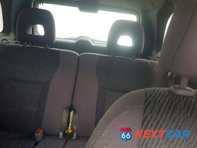 Zdjęcie 10 z 13 samochodu: 2001 TOYOTA RAV4 BASE VIN:JTEHH20V110103055 - miniatura