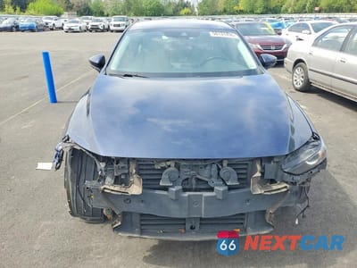 Piąte zdjęcie samochodu w środku: 2020 MAZDA 3 PREFERRED VIN:3MZBPBDMXLM118438 - miniatura