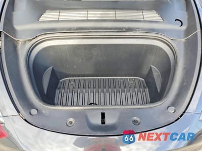 Zdjęcie 12 z 12 samochodu: 2025 TESLA MODEL Y VIN:7SAYGDED5SF249158 - miniatura