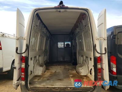 Zdjęcie 10 z 13 samochodu: 2015 MERCEDES BENZ SPRINTER 3500 DELIVERY VAN VIN:WD3PF4CC5FP131803 - miniatura