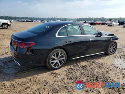 Trzecie zdjęcie samochodu z tyłu: 2025 MERCEDES-BENZ E 350 VIN:W1KLF4GB2SA131525 - miniatura