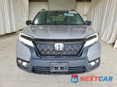 Piąte zdjęcie samochodu w środku: 2020 HONDA PASSPORT ELITE VIN:5FNYF8H00LB006617 - miniatura