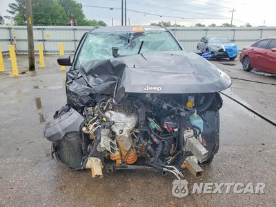 Piąte zdjęcie samochodu w środku: 2018 JEEP COMPASS LATITUDE VIN:3C4NJDBBXJT392434 - miniatura