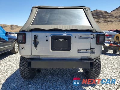 Zdjęcie 6 z 12 samochodu: 2018 JEEP WRANGLER UNLIMITED SPORT VIN:1C4HJWDG9JL930991 - miniatura