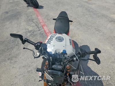 Piąte zdjęcie samochodu w środku: 2024 YAMAHA MTM890 VIN:JYARN80E2RA001849 - miniatura