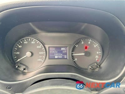 Zdjęcie 8 z 10 samochodu: 2016 MERCEDES-BENZ METRIS VIN:WD3PG2EA7G3131209 - miniatura