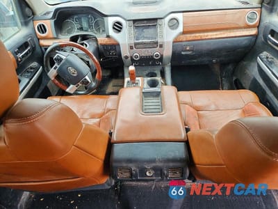 Zdjęcie 8 z 12 samochodu: 2018 TOYOTA TUNDRA 1794 EDITION VIN:5TFAW5F12JX730839 - miniatura