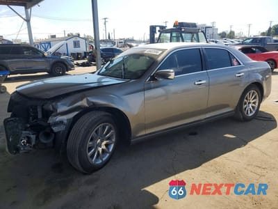 2011 CHRYSLER 300 LIMITED 2C3CA5CG9BH557945 - główne zdjęcie licytacji z USA - miniatura