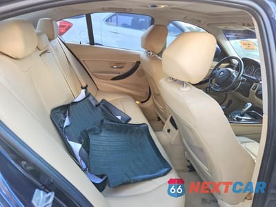 Zdjęcie 10 z 12 samochodu: 2014 BMW 320 I VIN:WBA3B1G52ENS78064 - miniatura
