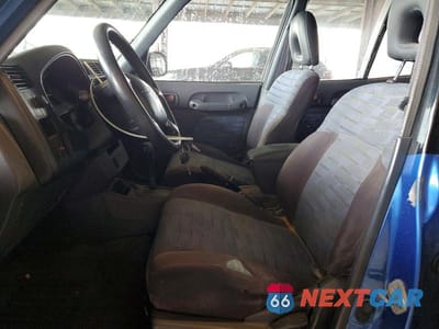 Zdjęcie 7 z 11 samochodu: 1996 TOYOTA RAV4 BASE VIN:JT3GP10V1T0001808 - miniatura