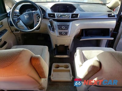 Zdjęcie 8 z 13 samochodu: 2016 HONDA ODYSSEY LX VIN:5FNRL5H28GB148054 - miniatura
