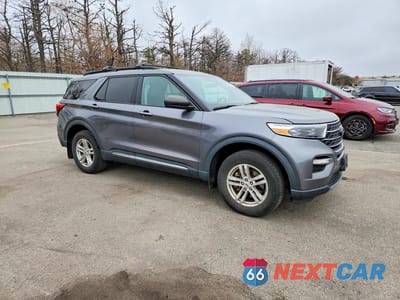 Czwarte zdjęcie samochodu z boku: 2021 FORD EXPLORER XLT VIN:1FMSK8DH1MGC14893 - miniatura