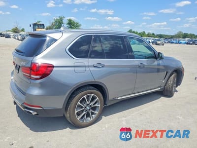 Trzecie zdjęcie samochodu z tyłu: 2016 BMW X5 XDR40E VIN:5UXKT0C51G0S75246 - miniatura