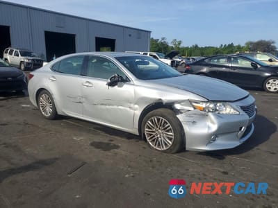Czwarte zdjęcie samochodu z boku: 2015 LEXUS ES 350 BASE VIN:JTHBK1GG1F2170472 - miniatura