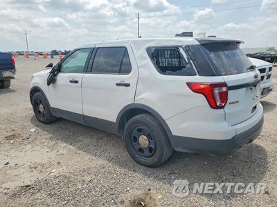 Drugie zdjęcie samochodu z przodu: 2017 FORD EXPLORER POLICE INTERCEPTOR VIN:1FM5K8AR4HGB22936 - miniatura