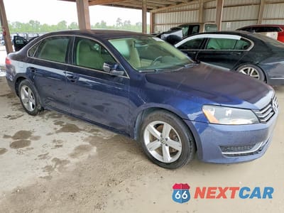 Czwarte zdjęcie samochodu z boku: 2013 VOLKSWAGEN PASSAT SE VIN:1VWBN7A37DC060483 - miniatura