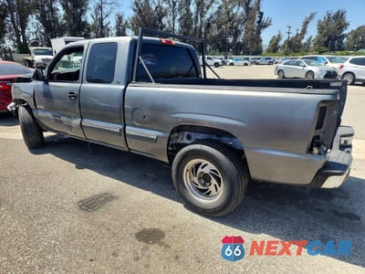 Drugie zdjęcie samochodu z przodu: 1999 CHEVROLET SILVERADO K1500 VIN:1GCEK19V4XE218301 - miniatura