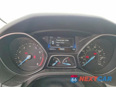 Zdjęcie 9 z 12 samochodu: 2016 FORD FOCUS SE VIN:1FADP3K29GL321627 - miniatura