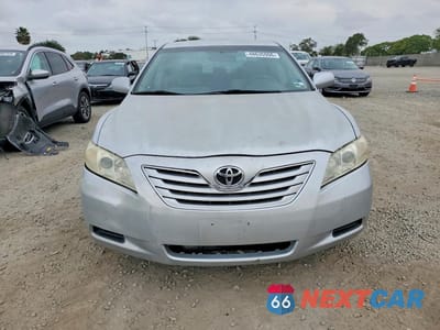 Zdjęcie 8 z 14 samochodu: 2007 TOYOTA CAMRY LE VIN:4T1BE46K47U601789 - miniatura