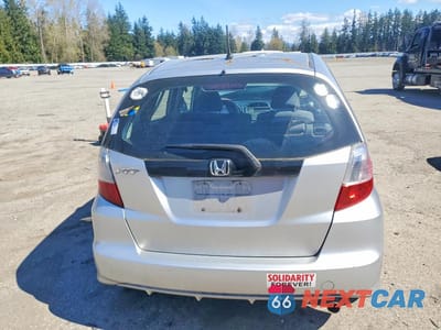 Zdjęcie 6 z 13 samochodu: 2011 HONDA FIT VIN:JHMGE8H37BS004176 - miniatura