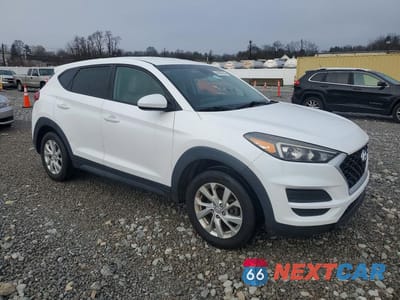 Czwarte zdjęcie samochodu z boku: 2019 HYUNDAI TUCSON SE VIN:KM8J23A47KU845761 - miniatura