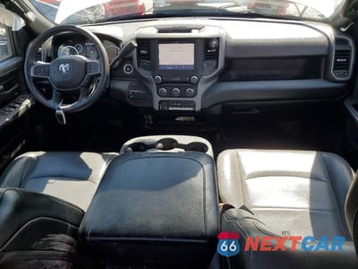 Zdjęcie 8 z 11 samochodu: 2024 RAM 2500 TRADESMAN VIN:3C6UR5HL1RG282698 - miniatura