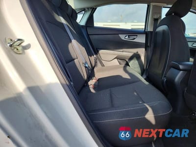 Zdjęcie 10 z 13 samochodu: 2020 KIA FORTE LXS VIN:3KPF24ADXLE201364 - miniatura
