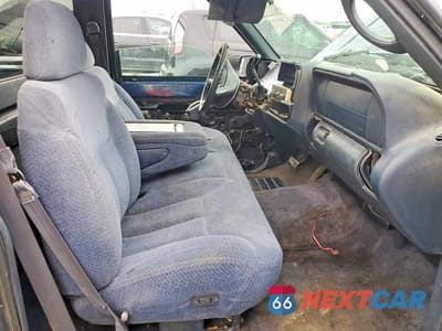Zdjęcie 7 z 12 samochodu: 1998 CHEVROLET GMT-400 C1500 VIN:1GCEC14R1WZ226287 - miniatura