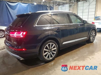 Trzecie zdjęcie samochodu z tyłu: 2017 AUDI Q7 PRESTIGE VIN:WA1VABF74HD027509 - miniatura