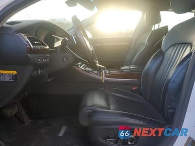 Zdjęcie 7 z 12 samochodu: 2019 GENESIS G90 ULTIMATE VIN:KMTF54JH2KU054582 - miniatura