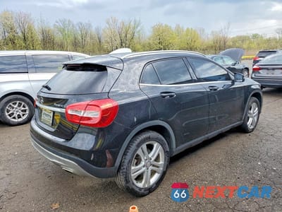 Trzecie zdjęcie samochodu z tyłu: 2017 MERCEDES-BENZ GLA 250 4MATIC VIN:WDCTG4GB4HJ297541 - miniatura