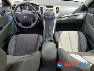 Zdjęcie 8 z 12 samochodu: 2010 HYUNDAI SONATA SE V6 VIN:5NPEU4AF3AH645475 - miniatura