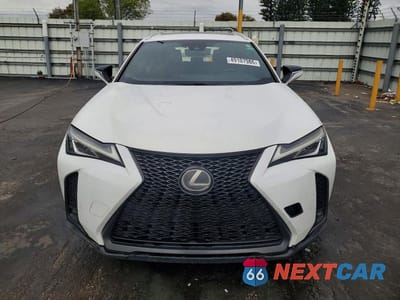 Piąte zdjęcie samochodu w środku: 2019 LEXUS UX 200 F SPORT VIN:JTHY3JBH1K2002767 - miniatura