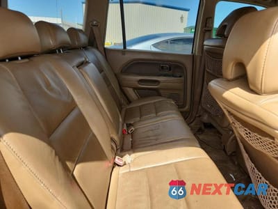 Zdjęcie 11 z 13 samochodu: 2006 HONDA PILOT VIN:5FNYF28516B046041 - miniatura