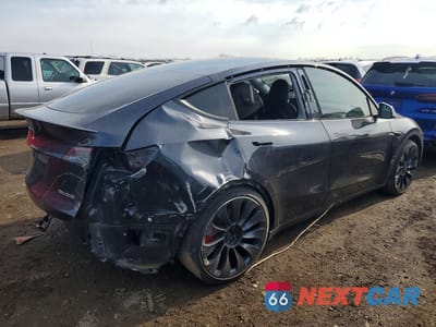Trzecie zdjęcie samochodu z tyłu: 2024 TESLA MODEL Y VIN:7SAYGDEF0RF181749 - miniatura