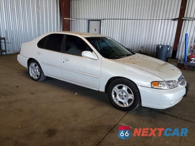 Czwarte zdjęcie samochodu z boku: 2000 NISSAN ALTIMA XE VIN:1N4DL01D7YC153808 - miniatura