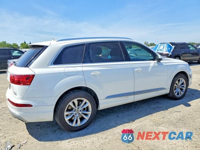 Trzecie zdjęcie samochodu z tyłu: 2017 AUDI Q7 PREMIUM VIN:WA1AAAF7XHD037955 - miniatura