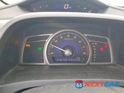 Zdjęcie 9 z 13 samochodu: 2010 HONDA CIVIC LX VIN:19XFA1F57AE067543 - miniatura