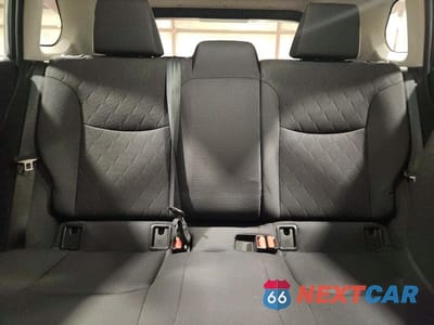 Zdjęcie 10 z 13 samochodu: 2022 TOYOTA COROLLA CROSS LE VIN:7MUCAABG5NV016697 - miniatura