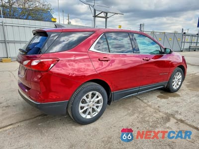 Trzecie zdjęcie samochodu z tyłu: 2020 CHEVROLET EQUINOX LT VIN:2GNAXKEV5L6275981 - miniatura