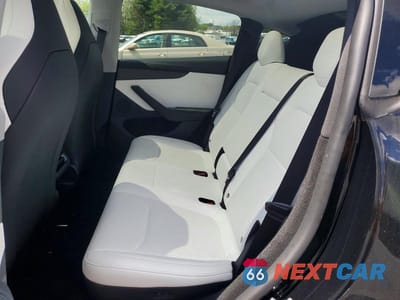 Zdjęcie 10 z 12 samochodu: 2026 TESLA MODEL Y VIN:7SAYGDET9TA629092 - miniatura
