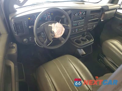 Zdjęcie 8 z 14 samochodu: 2023 GMC SAVANA G25 - DELIVERY VAN VIN:1GTW7BFP4P1134570 - miniatura
