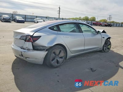 Trzecie zdjęcie samochodu z tyłu: 2018 TESLA MODEL 3 VIN:5YJ3E1EA2JF006987 - miniatura