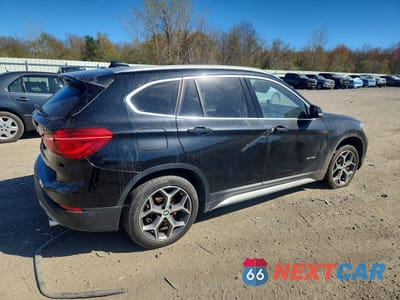 Trzecie zdjęcie samochodu z tyłu: 2017 BMW X1 XDRIVE28I VIN:WBXHT3C3XH5F76409 - miniatura