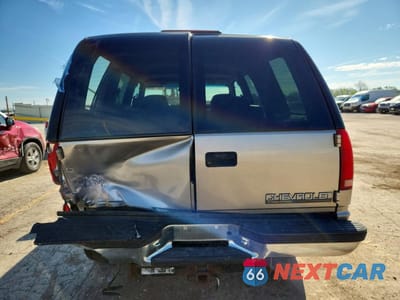 Zdjęcie 6 z 12 samochodu: 1999 CHEVROLET TAHOE K1500 VIN:1GNEK13R4XR102284 - miniatura