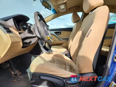 Zdjęcie 7 z 13 samochodu: 2013 HYUNDAI ELANTRA GLS VIN:KMHDH4AEXDU704275 - miniatura