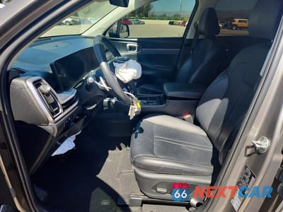 Zdjęcie 7 z 13 samochodu: 2025 KIA SORENTO HYBRID EX VIN:KNDRH4JG7S5306010 - miniatura
