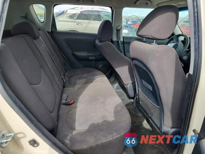 Zdjęcie 10 z 11 samochodu: 2013 KIA SOUL BASE VIN:KNDJT2A54D7484110 - miniatura