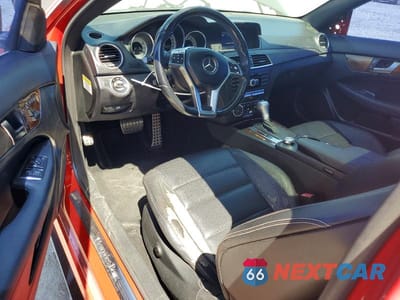 Zdjęcie 8 z 13 samochodu: 2014 MERCEDES-BENZ C 350 4MATIC VIN:WDDGJ8JB4EG184034 - miniatura